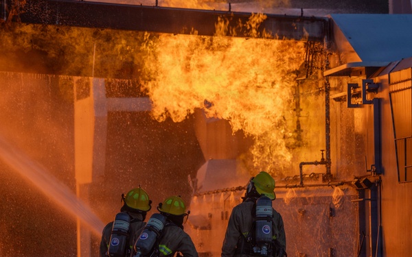 ARFF Conducts Aircraft Burn Training Exercise at MCAS New River