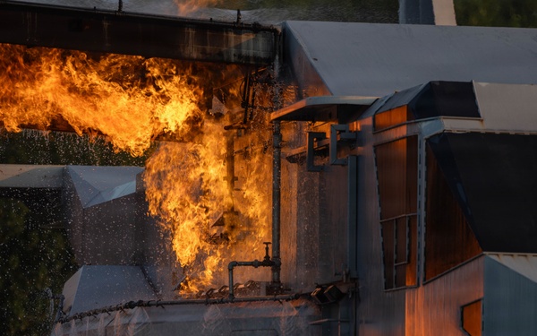ARFF Conducts Aircraft Burn Training Exercise at MCAS New River