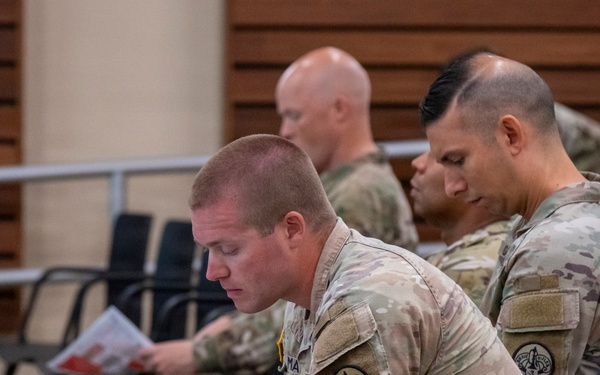 Military Personnel Attend Briefing on Russian Leadership
