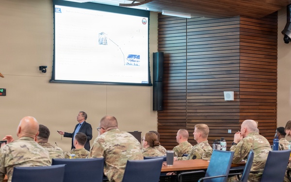 Military Personnel Attend Briefing on Russian Leadership