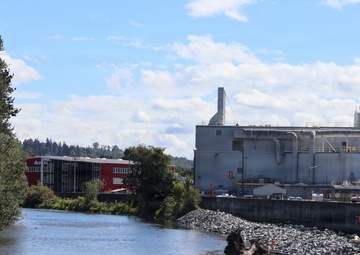U.S. Army Corps of Engineers repairing City of Renton's Cedar River Levee