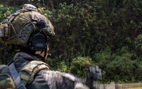 Super Garuda Shield: MRF-D Marines, Indonesian marines, Korean marines perform live-fire range