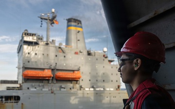 IKE conducts replenishment-at sea evolution