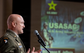 BG Jefferis speaks at NAITA annual summit