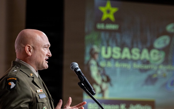 BG Jefferis speaks at NAITA annual summit