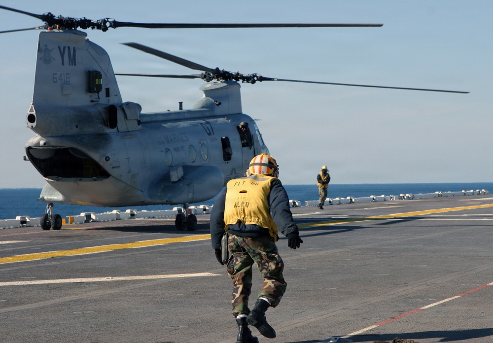 060107-m-3599f-002