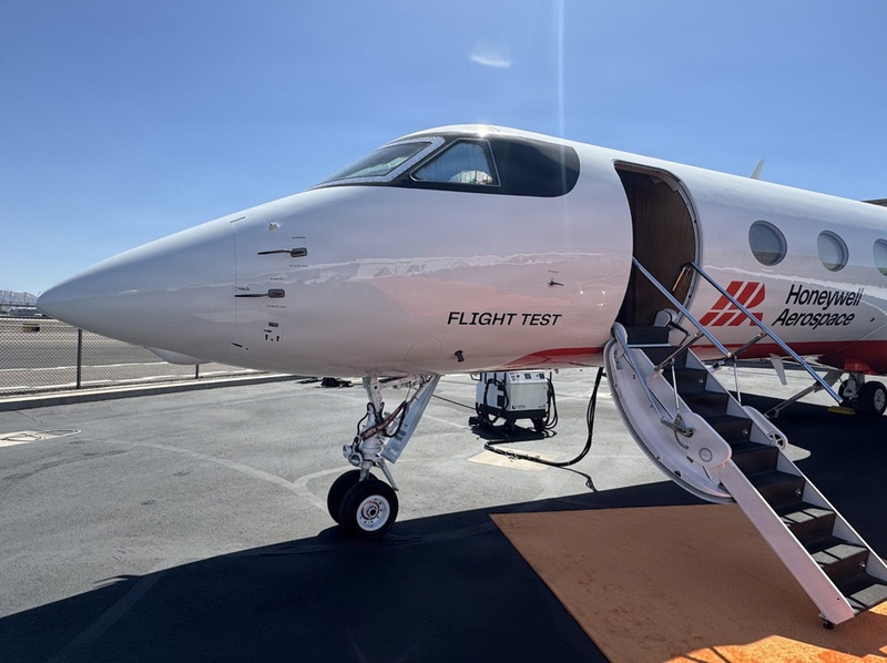 'MagNav' Project Achieves Successful GPS-Free Flight Test Aboard Embraer 170 Aircraft