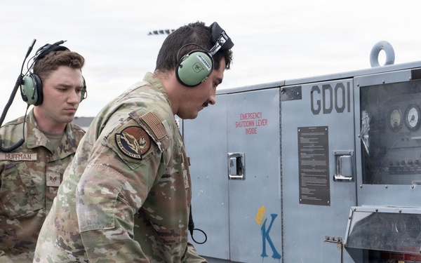 732 AMS Preparing Aircraft, Enabling the Mission