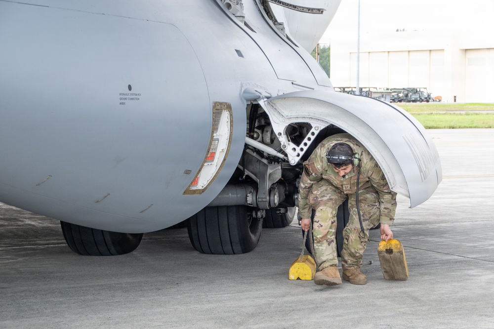 732 AMS Preparing Aircraft, Enabling the Mission
