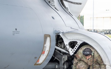 732 AMS Preparing Aircraft, Enabling the Mission