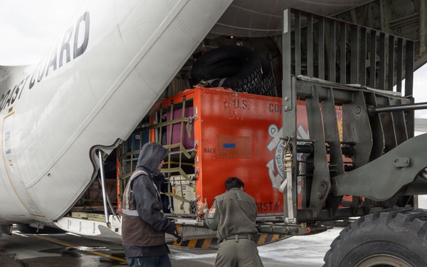 732 AMS Working Together to Move the Mission
