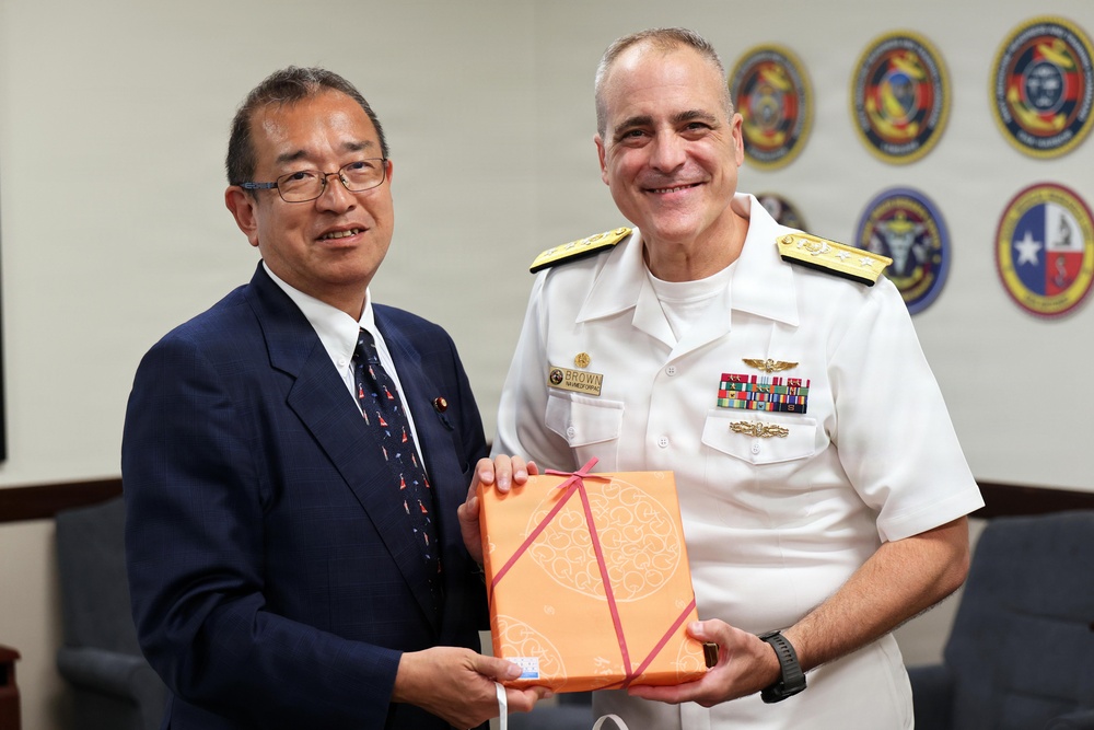 Naval Medical Forces Pacific and Japanese delegation expand bilateral maritime medicine cooperation