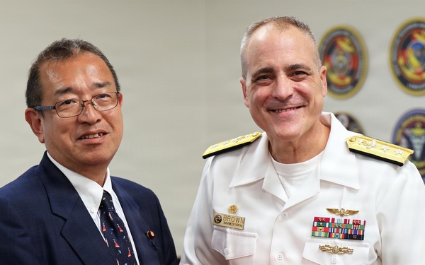 Naval Medical Forces Pacific and Japanese delegation expand bilateral maritime medicine cooperation