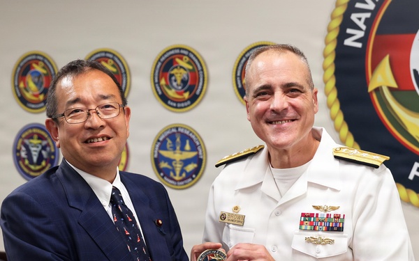 Naval Medical Forces Pacific and Japanese delegation expand bilateral maritime medicine cooperation