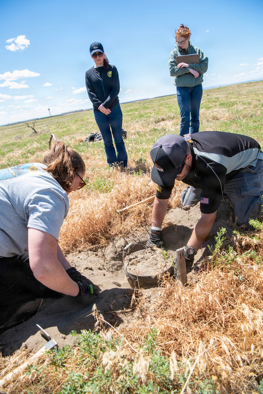 Oregon National Guard Soldiers and civilian employees learn about Eastern Oregon’s Borrowing Owls