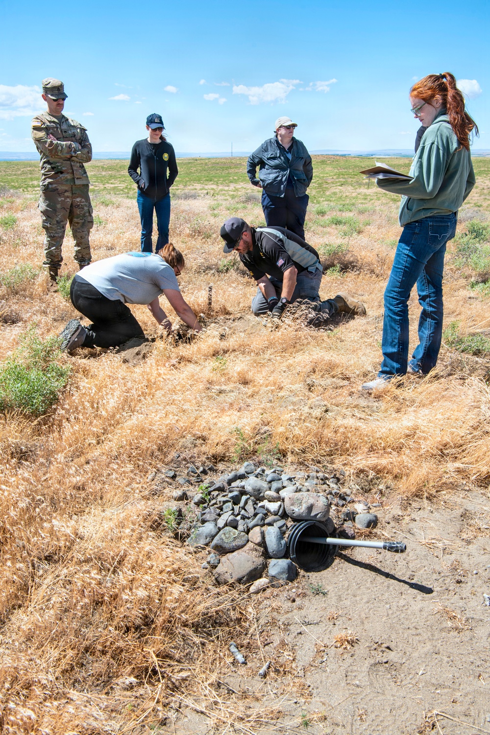 Oregon National Guard Soldiers and civilian employees learn about Eastern Oregon’s Borrowing Owls