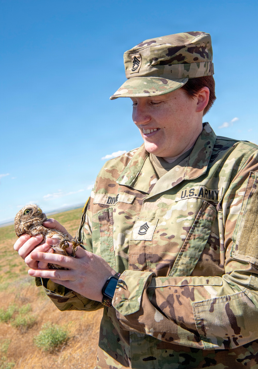 Oregon National Guard Soldiers and civilian employees learn about Eastern Oregon’s Borrowing Owls