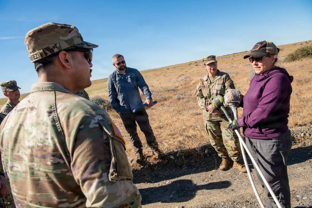 Oregon National Guard Soldiers and civilian employees learn about Eastern Oregon’s Borrowing Owls