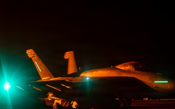 George Washington Conducts Flight Operations