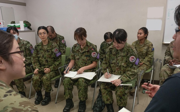 U.S., Japanese and Australian Forces Host Medical Training Brief During Yama Sakura 91