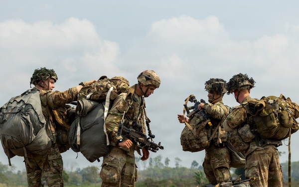 SGS 26: Multinational Airborne Jump