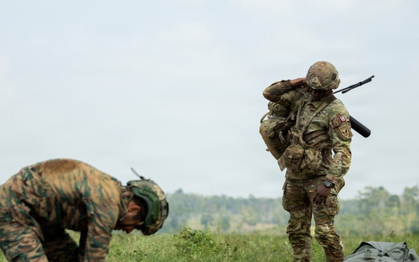 SGS 26: Multinational Airborne Jump