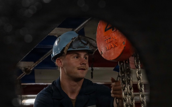 USS Theodore Roosevelt Sea and Anchor Detail