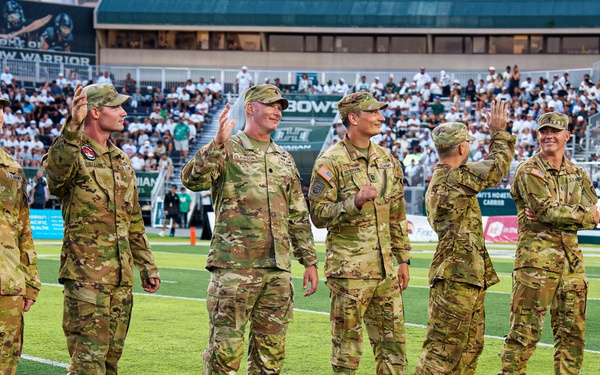 Tropic Lightning Division Supports University of Hawaii Football Season Opene