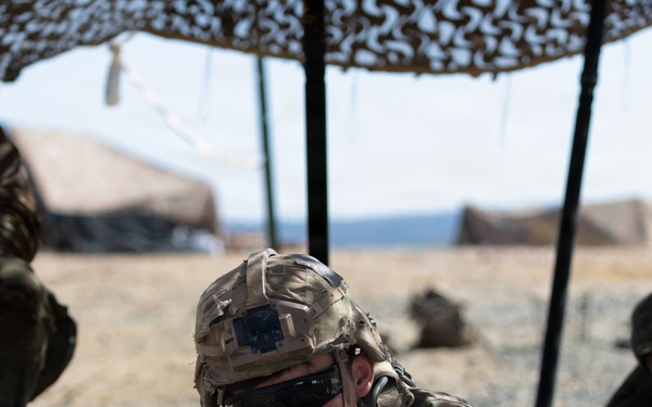 1st Armored Division candidates participate in weapons lanes