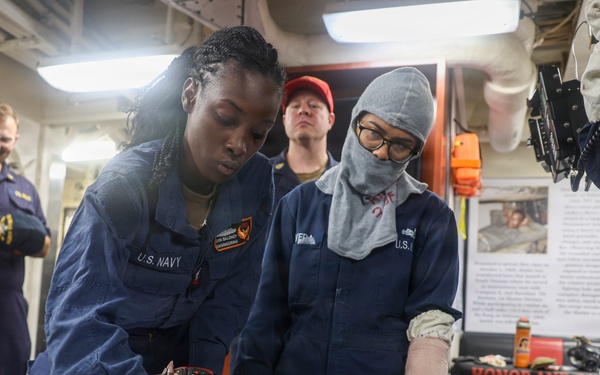 USS Oscar Austin maintains warfighting readiness