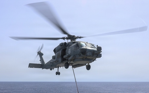 USS Oscar Austin conducts VertRep and HIFR training