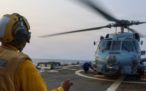 USS Oscar Austin conducts flight operations