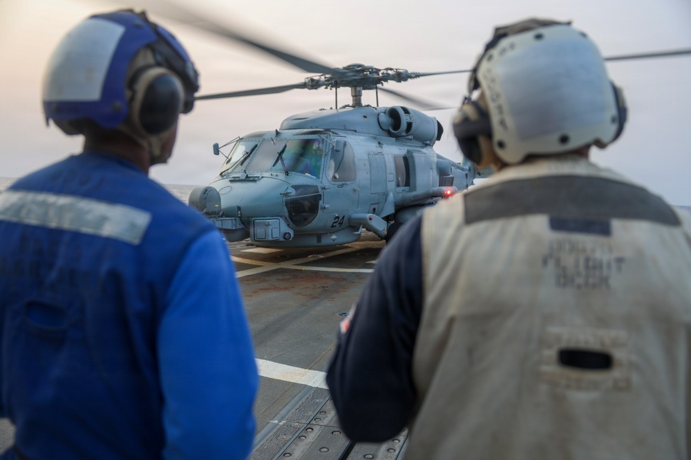 USS Oscar Austin conducts flight operations