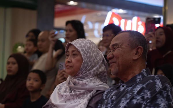 Pacific Partnership Band and Malaysian Armed Forces Band holds concert at Imago Shopping Mall in Kota Kinabalu, Malaysia