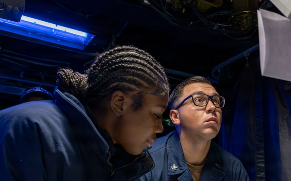 USS Benfold (DDG 65) Conducts Operations in Support of Freedom Edge 26