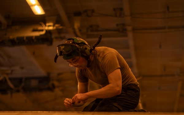 Abraham Lincoln Conducts Aircraft Maintenance