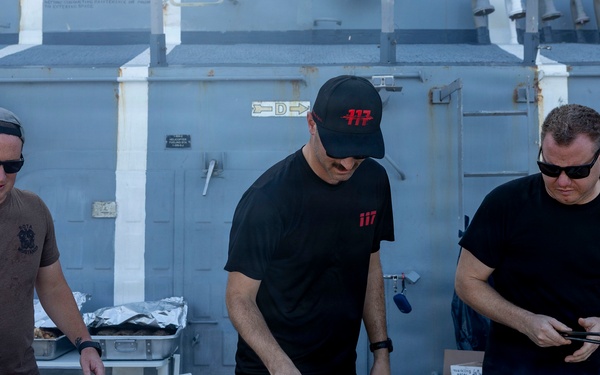 DDG 117 Hosts A Steel Beach Picnic