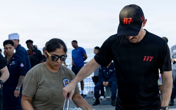 DDG 117 Hosts A Steel Beach Picnic