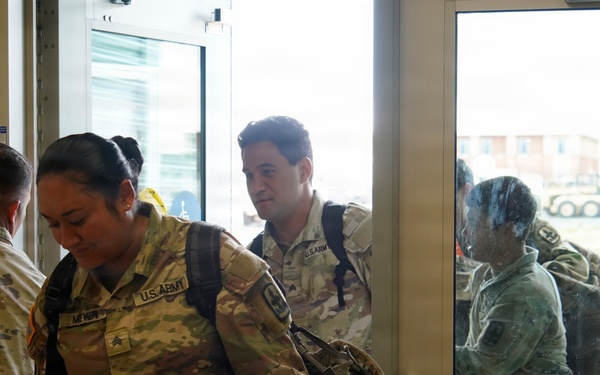 Hawaii National Guard sends additional resources to resupply Kauai ahead of Hurricane Lowell.