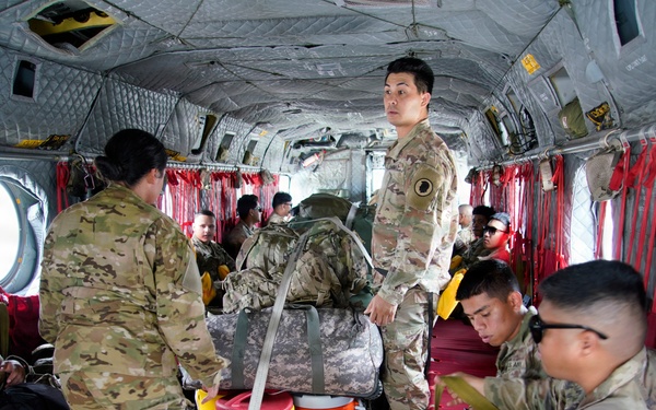 Hawaii National Guard sends additional resources to resupply Kauai ahead of Hurricane Lowell. &amp;#xA;