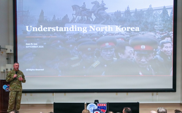 Ms. Jean Lee gives a lecture to United Nations Command staff
