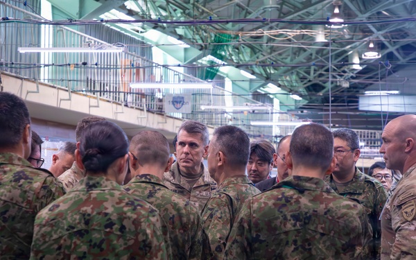 Distinguished Visitors Attend Yama Sakura 91 Exercise Control Area at Camp Higashi-Chitose