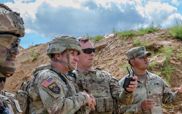 Gen. Anderson participates in sUAS presentation
