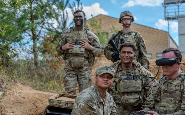 Gen. Anderson participates in sUAS presentation