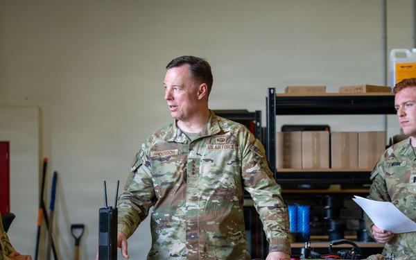 Gen. Anderson participates in sUAS presentation