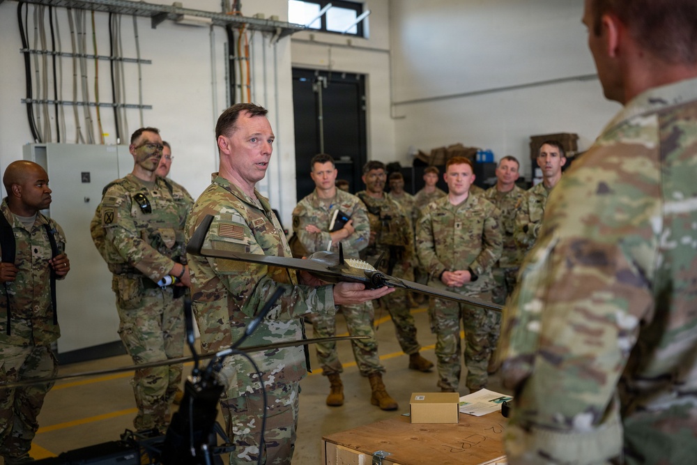 Gen. Anderson participates in sUAS presentation