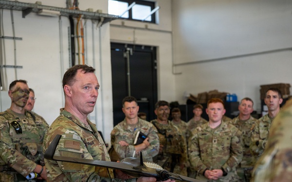 Gen. Anderson participates in sUAS presentation