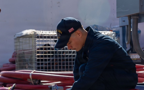 USS Iwo Jima Commences 80/10 Damage Control Evolution