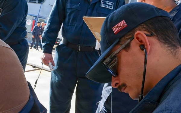 USS Iwo Jima Commences 80/10 Damage Control Evolution