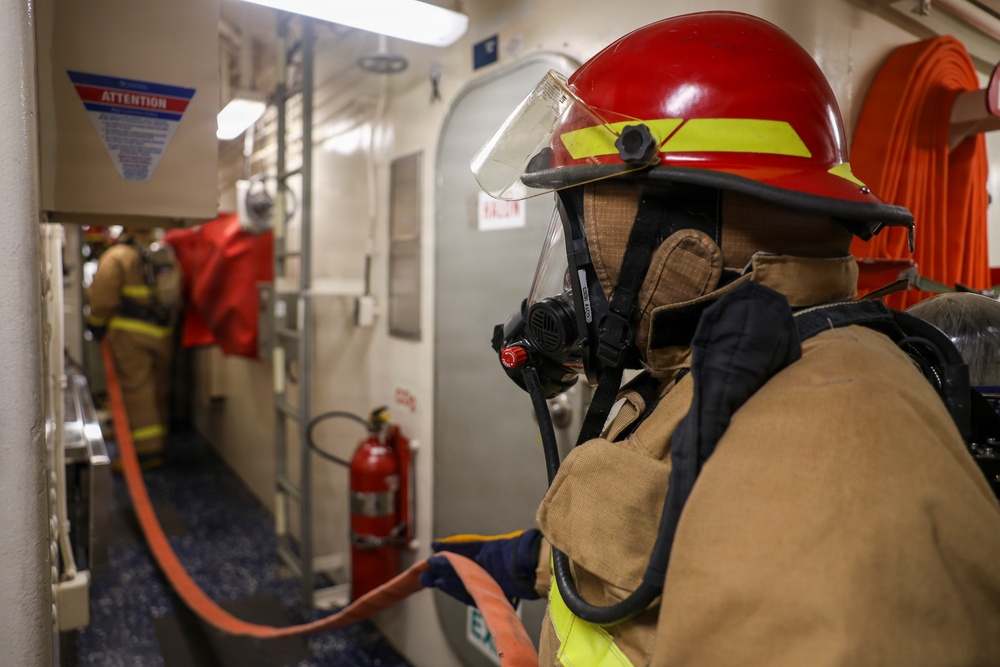 USS Oscar Austin maintains warfighting readiness